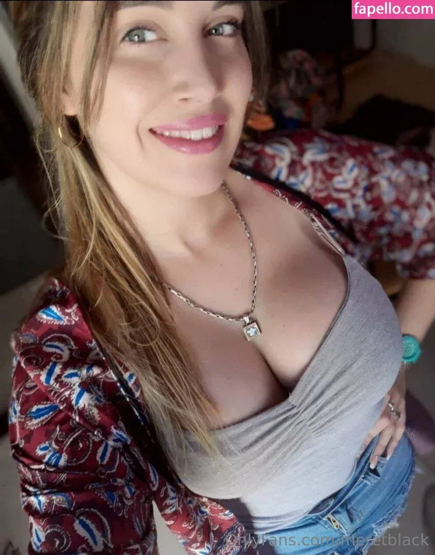 meretblack Onlyfans Photo Gallery 