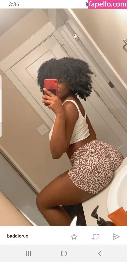 baddierueee Onlyfans Photo Gallery 