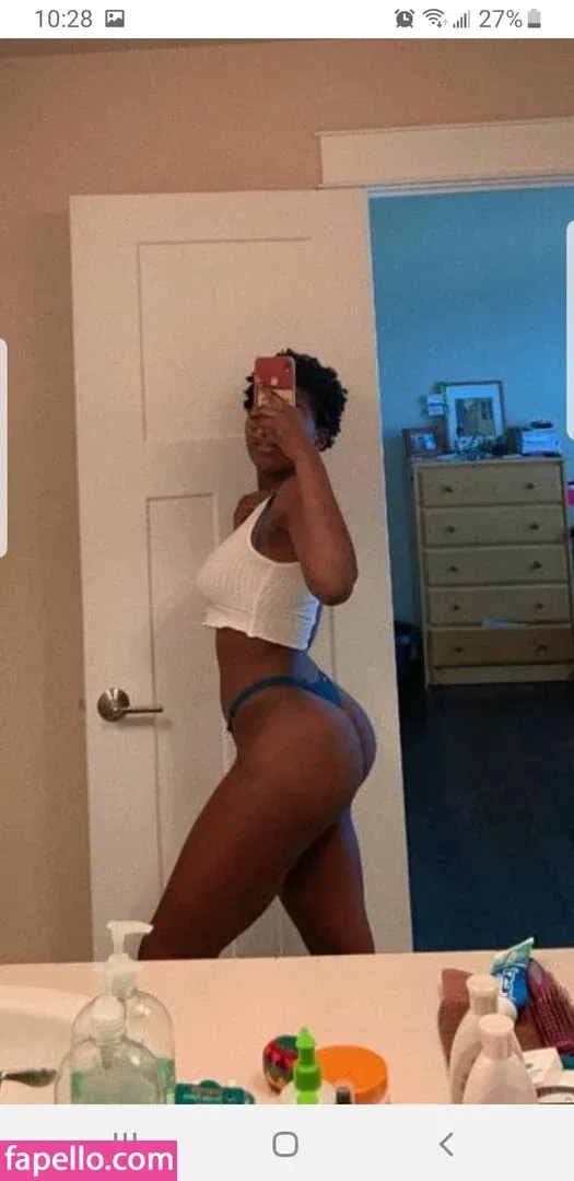 baddierueee Onlyfans Photo Gallery 