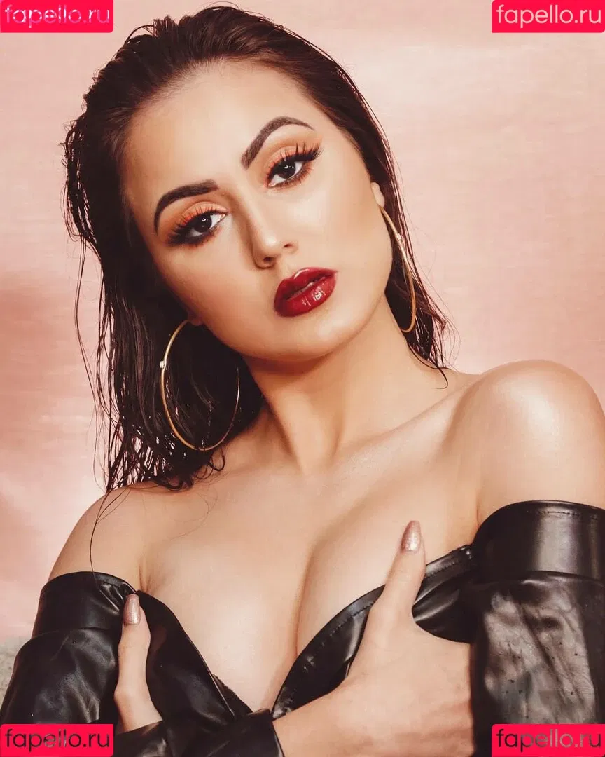 Jana Make Onlyfans Photo Gallery 