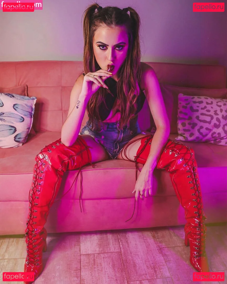 Jana Make Onlyfans Photo Gallery 