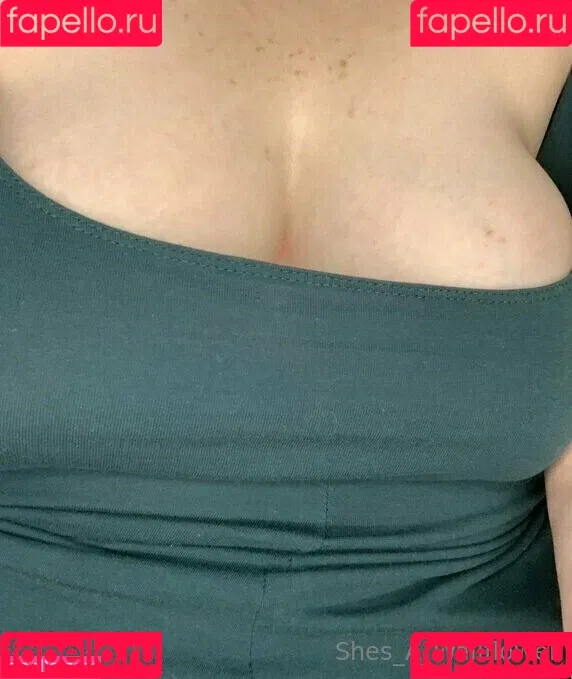 shes_a_wallflower Onlyfans Photo Gallery 