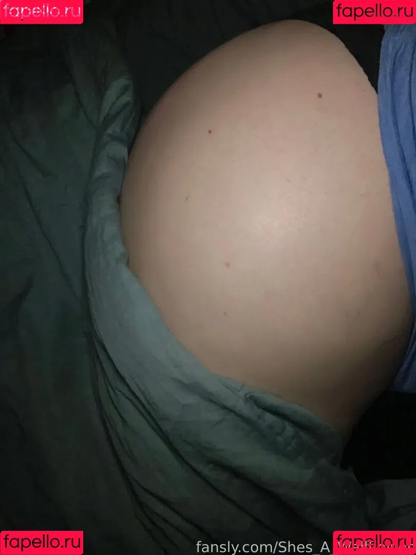 shes_a_wallflower Onlyfans Photo Gallery 