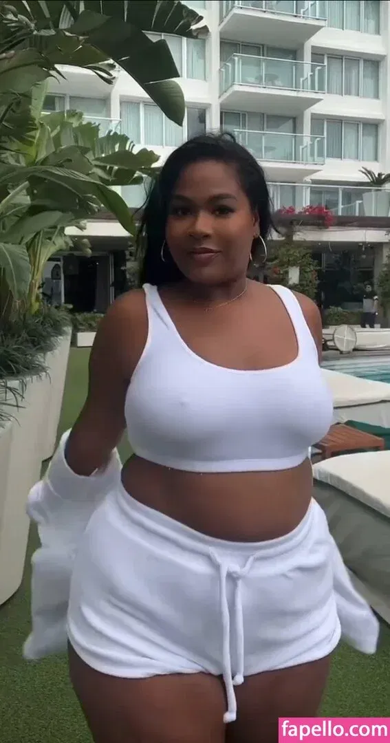 Zoe Chin Loy Onlyfans Photo Gallery 