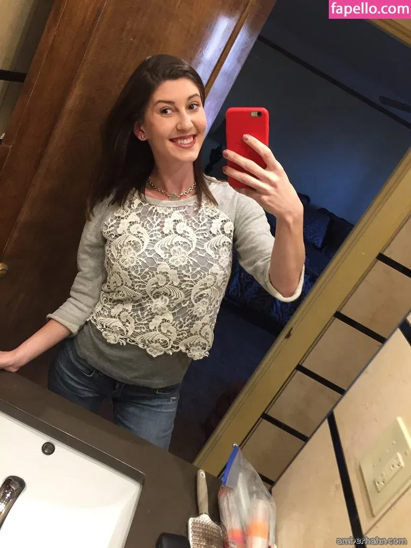 Amber Hahn Onlyfans Photo Gallery 