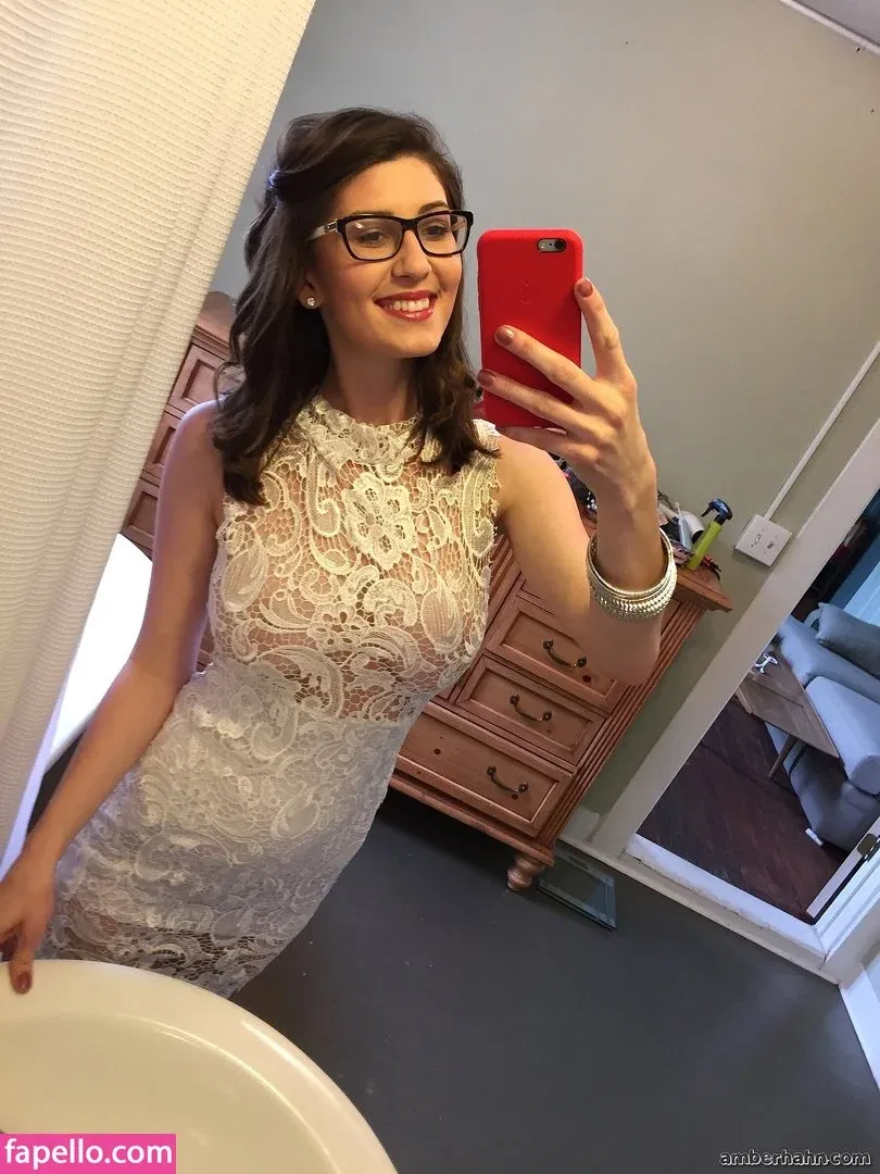 Amber Hahn Onlyfans Photo Gallery 