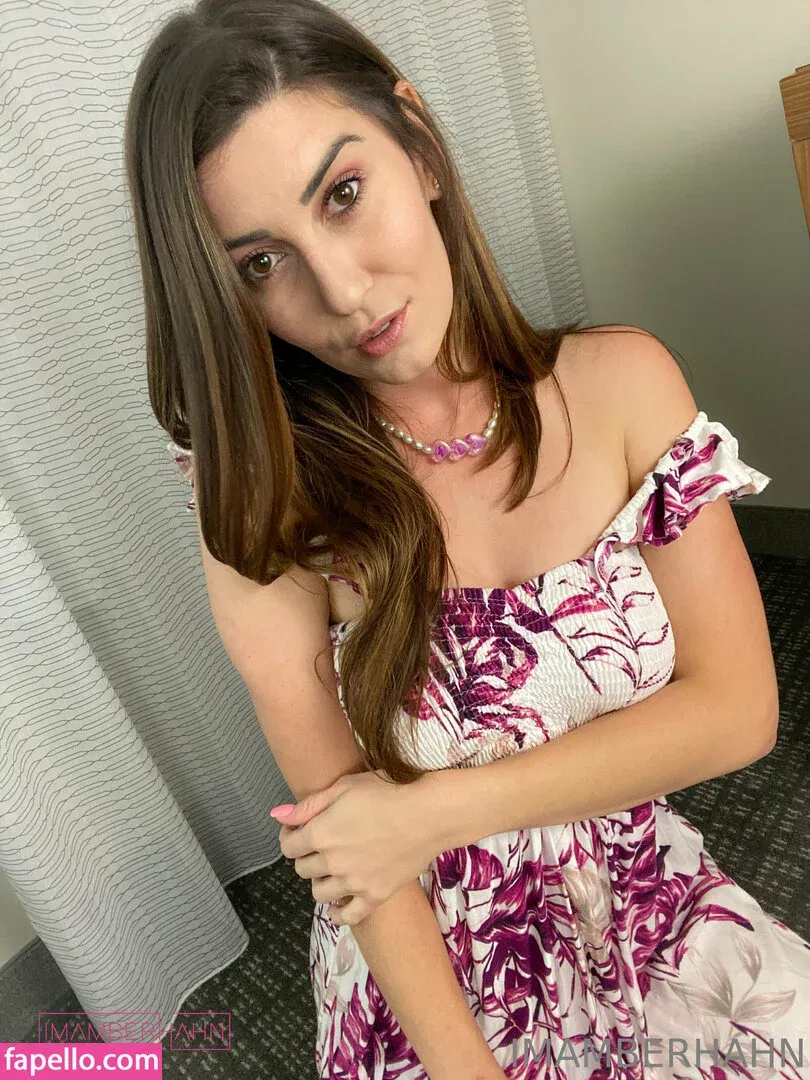 Amber Hahn Onlyfans Photo Gallery 