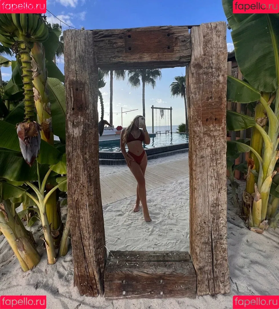 Ellie May Onlyfans Photo Gallery 