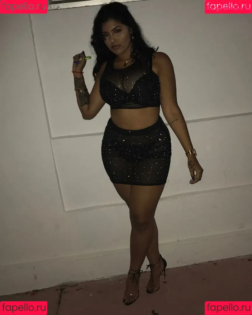 Marian Tatte Onlyfans Photo Gallery 