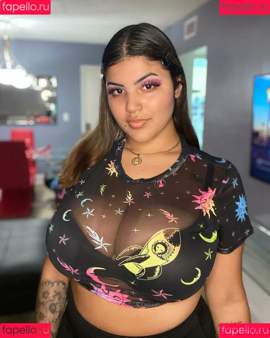 Marian Tatte Onlyfans Photo Gallery 