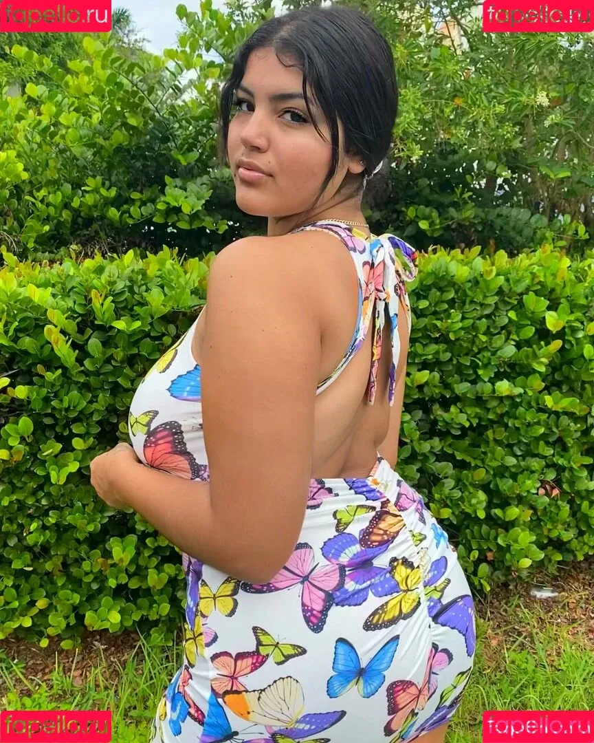 Marian Tatte Onlyfans Photo Gallery 