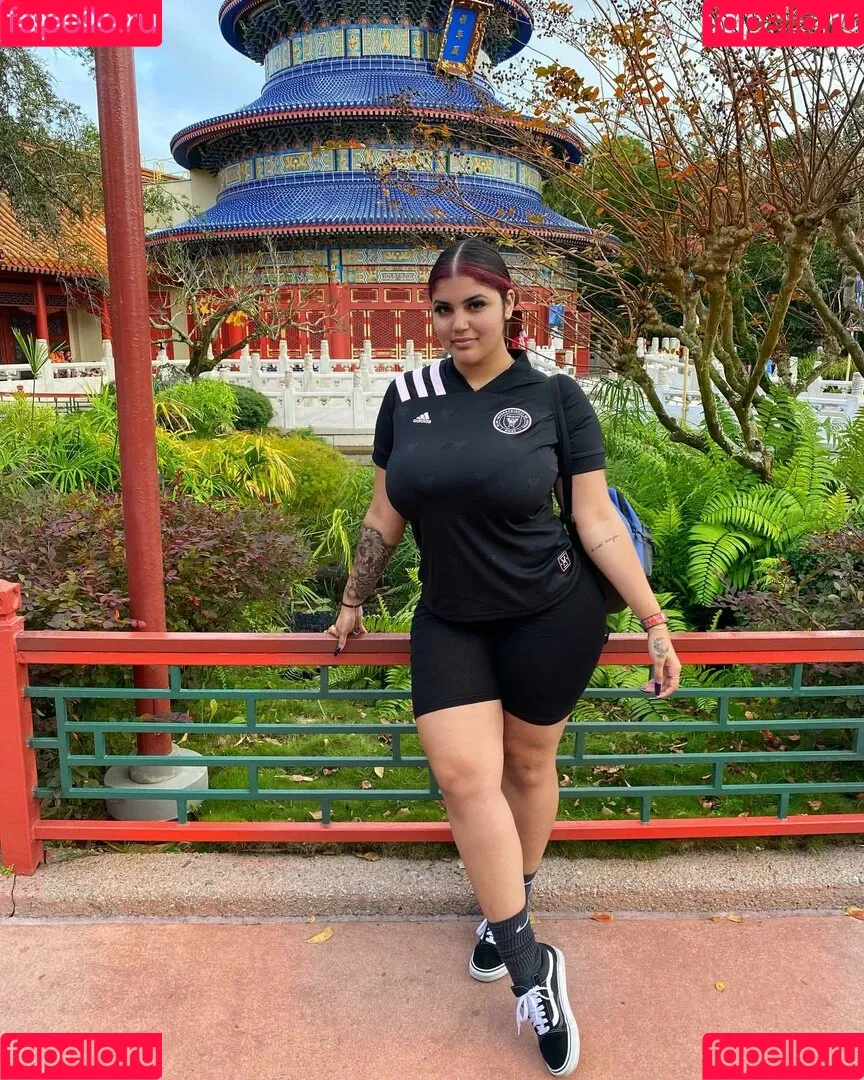 Marian Tatte Onlyfans Photo Gallery 