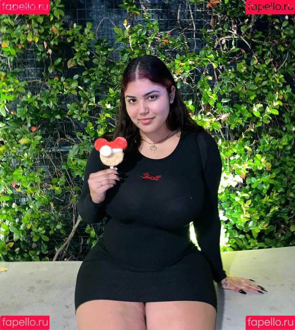 Marian Tatte Onlyfans Photo Gallery 