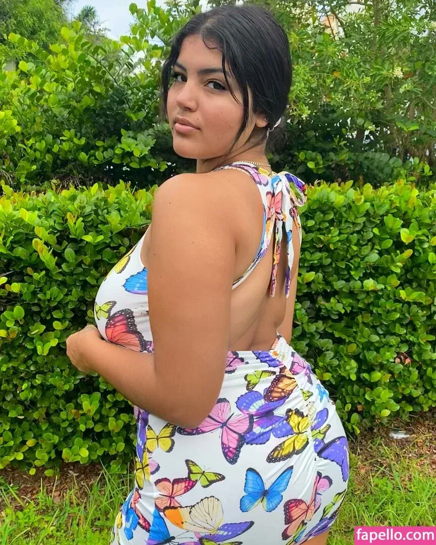 Marian Tatte Onlyfans Photo Gallery 