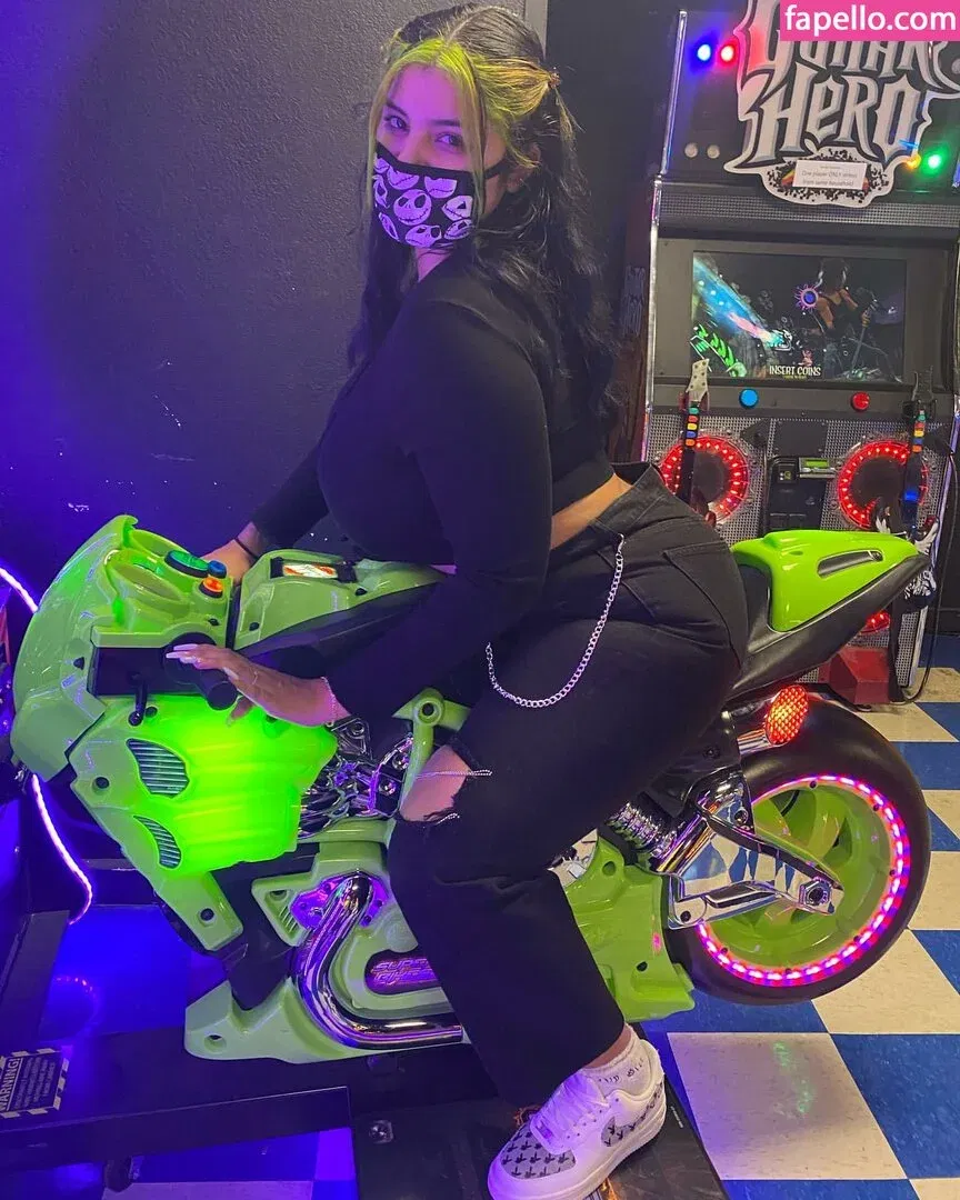 Marian Tatte Onlyfans Photo Gallery 