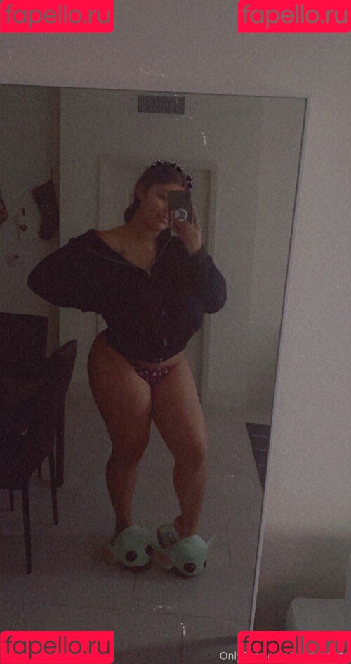 Marian Tatte Nude Onlyfans Photo 32