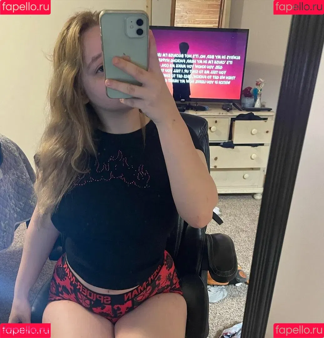 Xfume Onlyfans Photo Gallery 