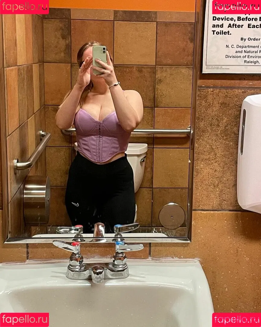 Xfume Onlyfans Photo Gallery 
