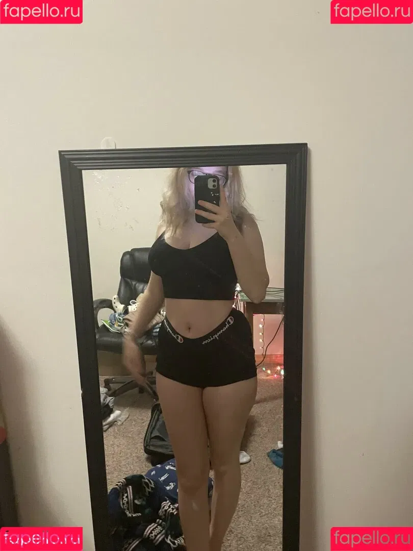 Xfume Onlyfans Photo Gallery 