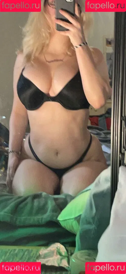 Xfume Onlyfans Photo Gallery 
