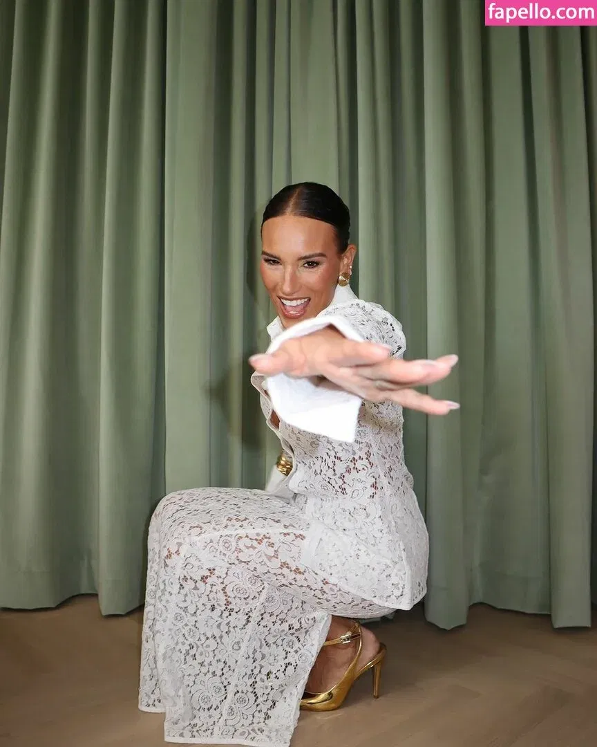 Heidi D'Amelio Onlyfans Photo Gallery 