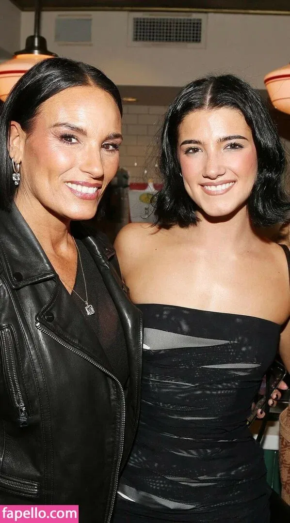 Heidi D'Amelio Onlyfans Photo Gallery 