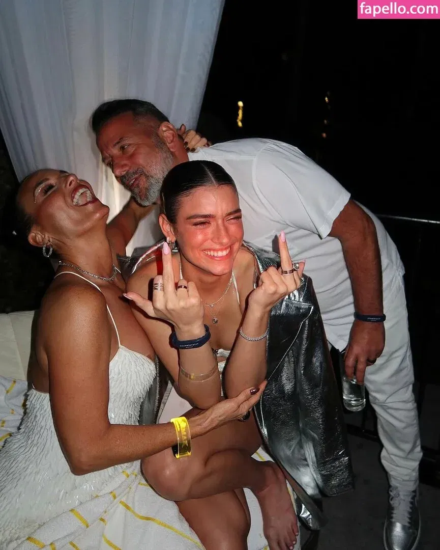 Heidi D'Amelio Onlyfans Photo Gallery 