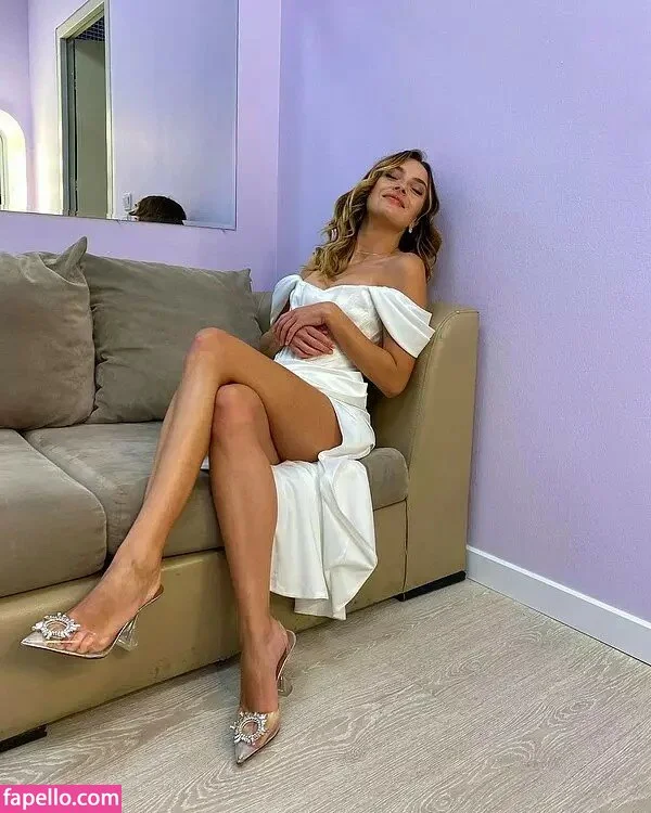 Melis Sezen Onlyfans Photo Gallery 