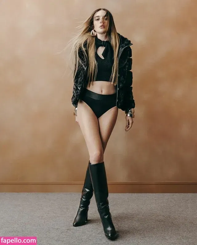 Melis Sezen Onlyfans Photo Gallery 