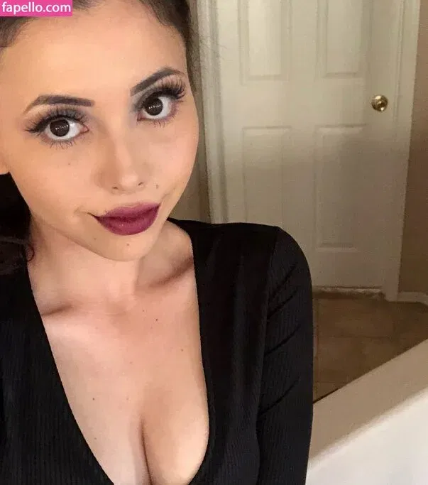 notsofiacoppola Onlyfans Photo Gallery 