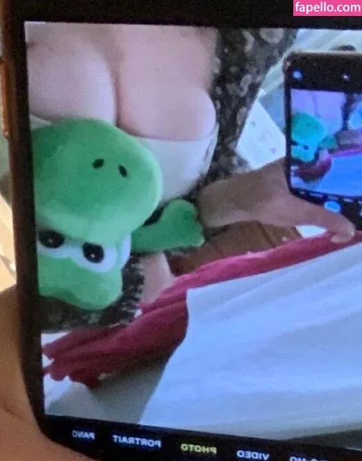 notsofiacoppola Onlyfans Photo Gallery 