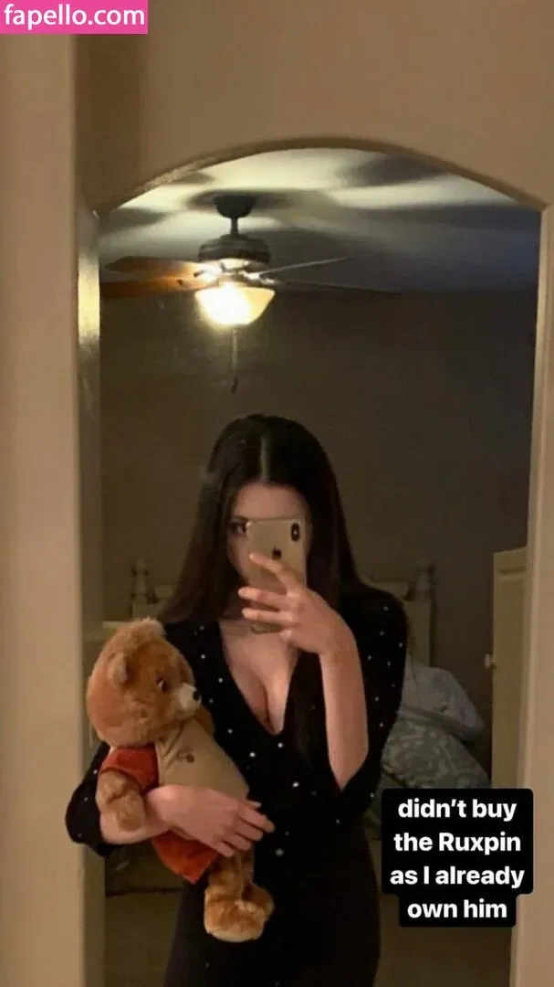 notsofiacoppola Onlyfans Photo Gallery 