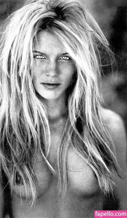 Eva Habermann Onlyfans Photo Gallery 