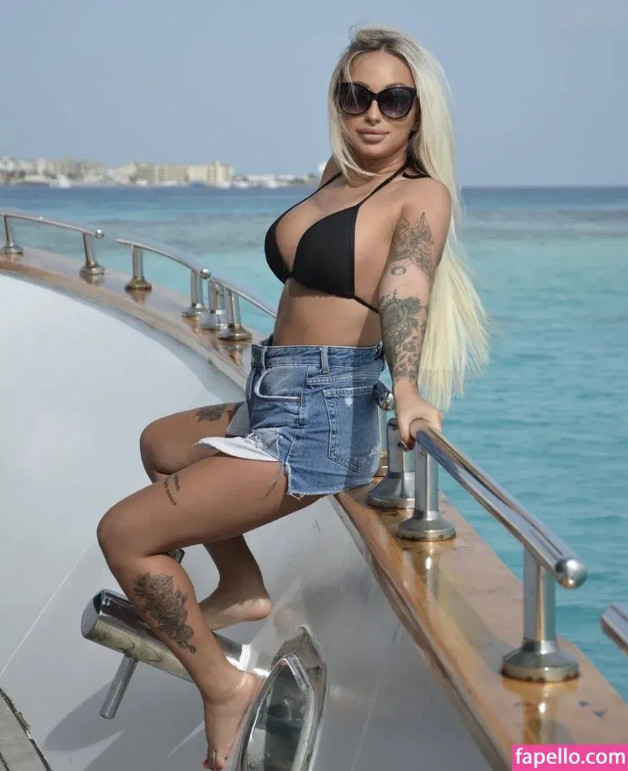 Evelin Kozma Onlyfans Photo Gallery 