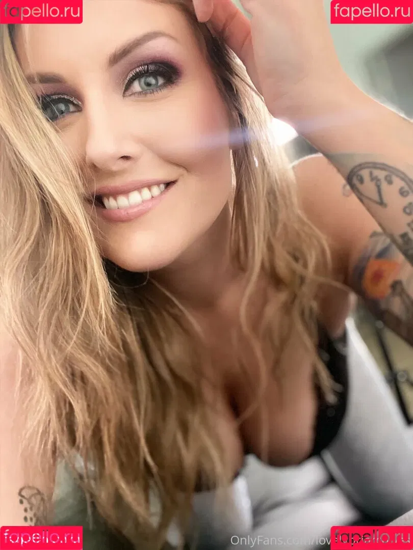 lovelybriarchives Onlyfans Photo Gallery 