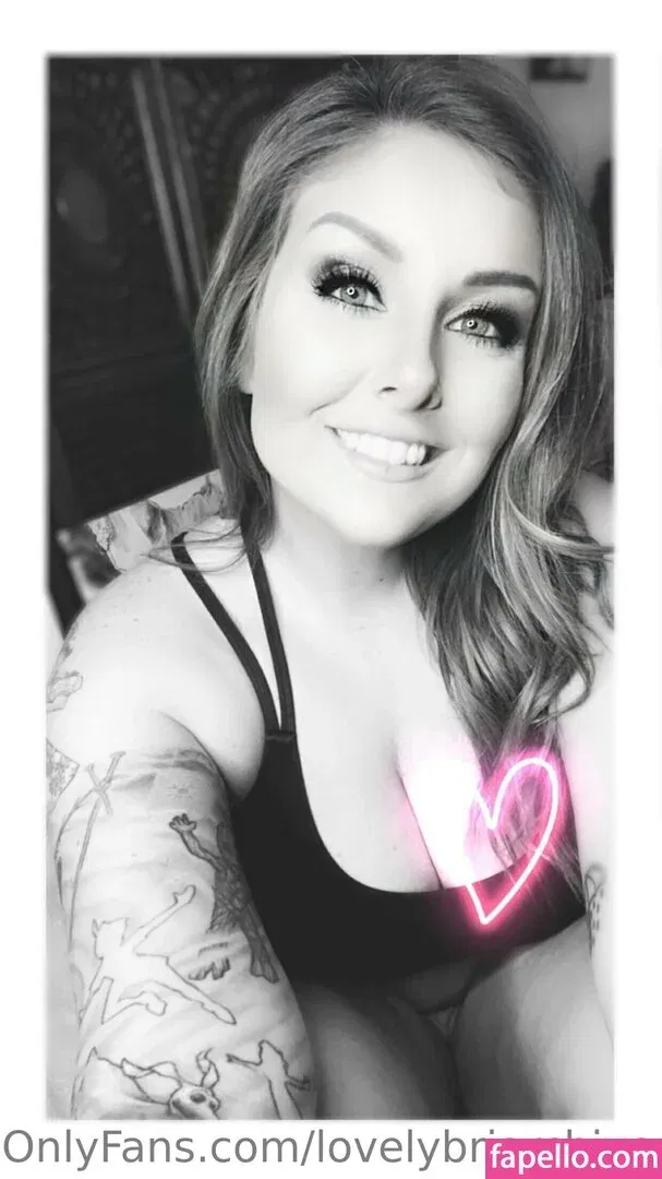 lovelybriarchives Onlyfans Photo Gallery 