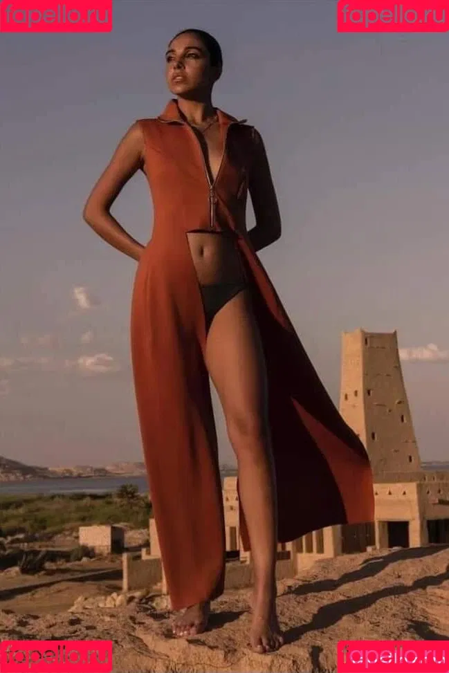 Salma Abu Deif Onlyfans Photo Gallery 
