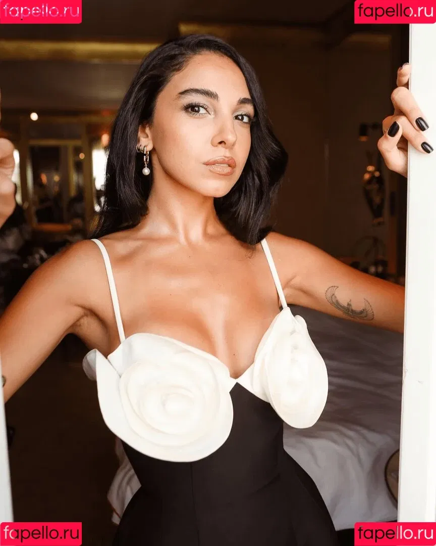 Salma Abu Deif Onlyfans Photo Gallery 