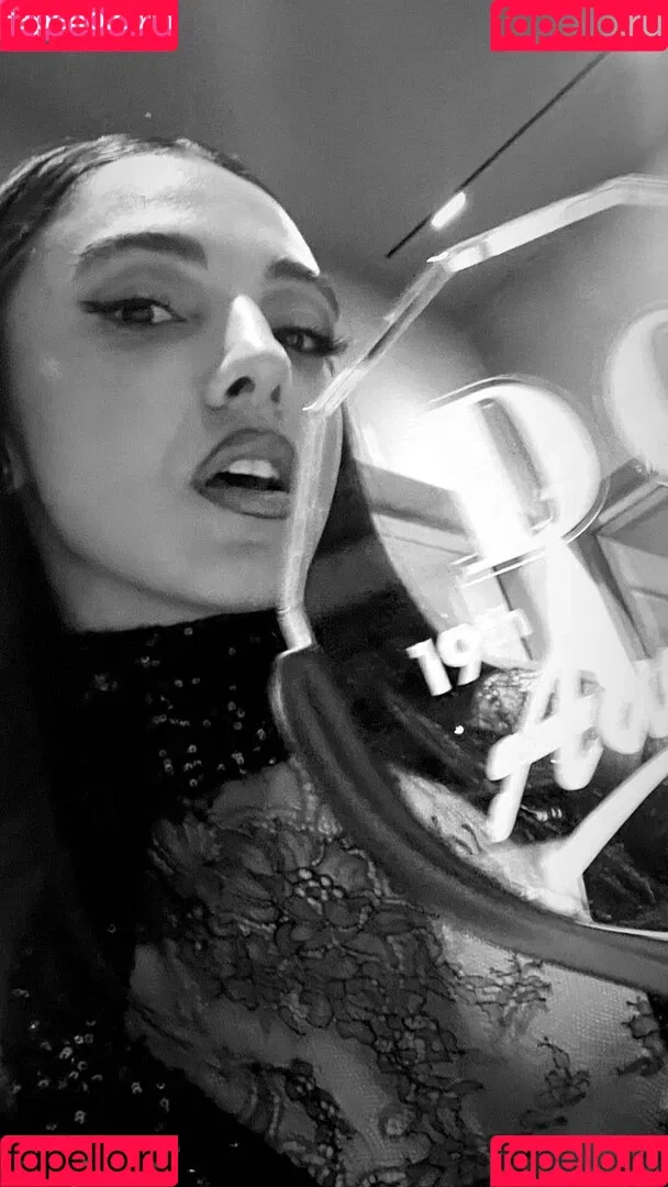 Salma Abu Deif Onlyfans Photo Gallery 