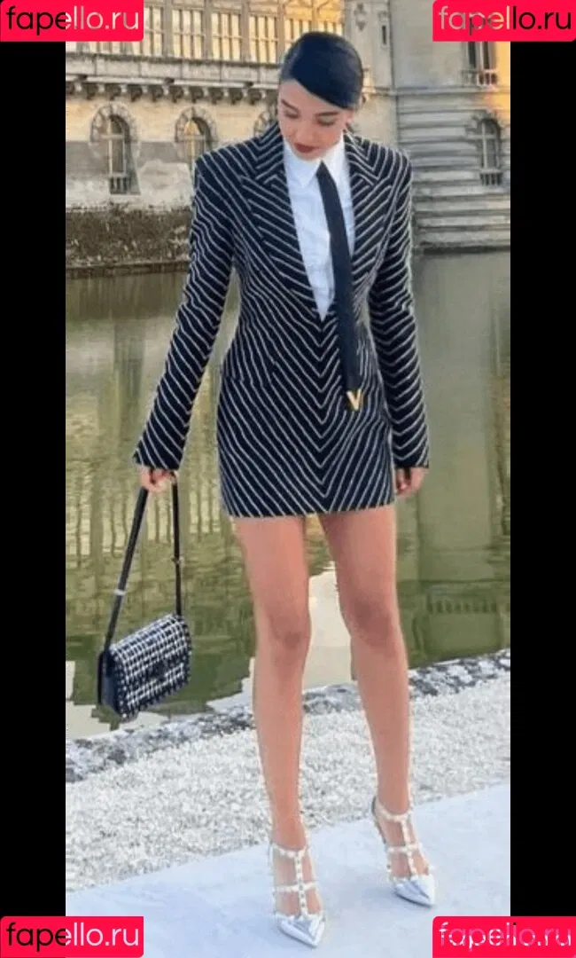 Salma Abu Deif Onlyfans Photo Gallery 