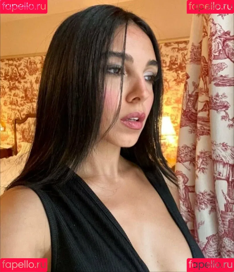 Salma Abu Deif Onlyfans Photo Gallery 