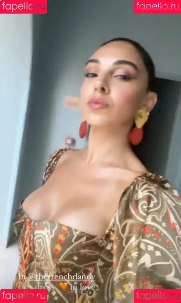Salma Abu Deif Onlyfans Photo Gallery 