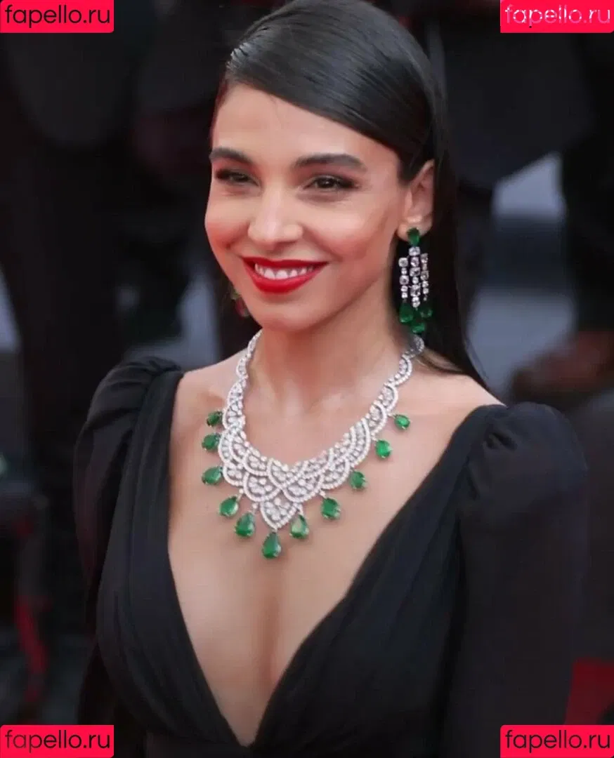 Salma Abu Deif Onlyfans Photo Gallery 