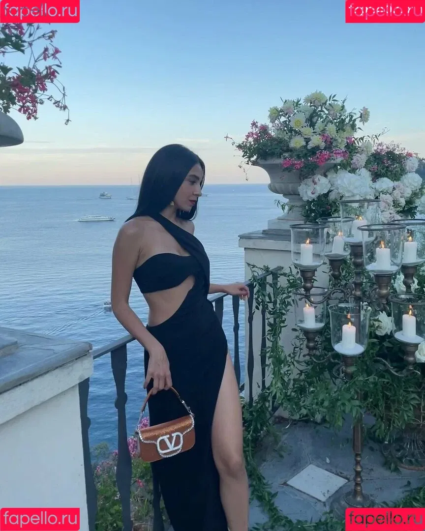 Salma Abu Deif Onlyfans Photo Gallery 