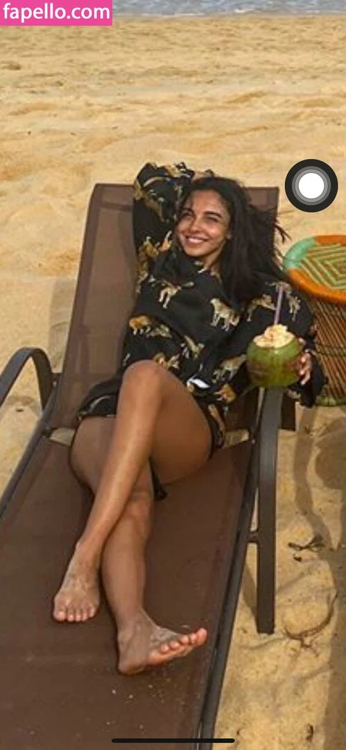 Salma Abu Deif Onlyfans Photo Gallery 