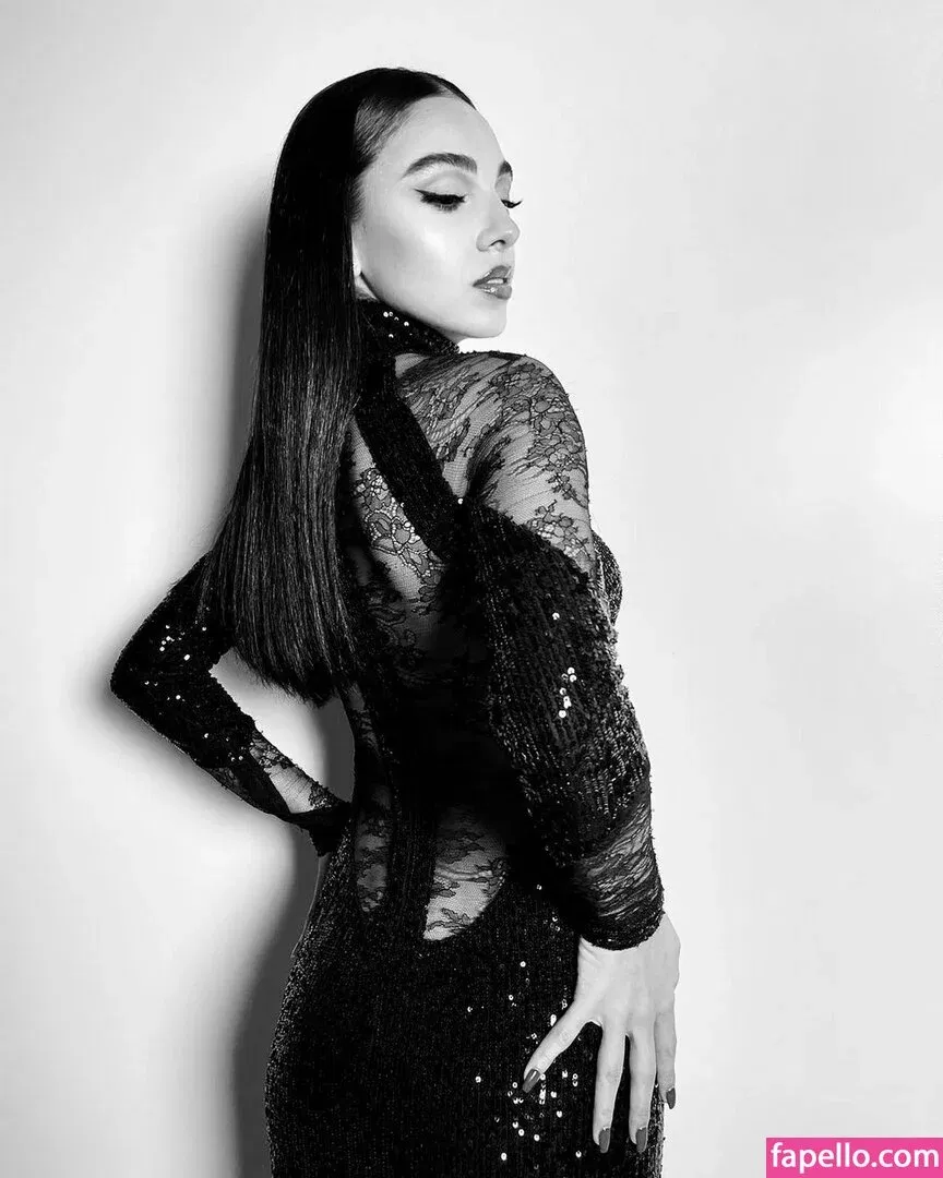 Salma Abu Deif Onlyfans Photo Gallery 