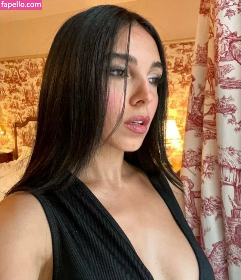 Salma Abu Deif Onlyfans Photo Gallery 