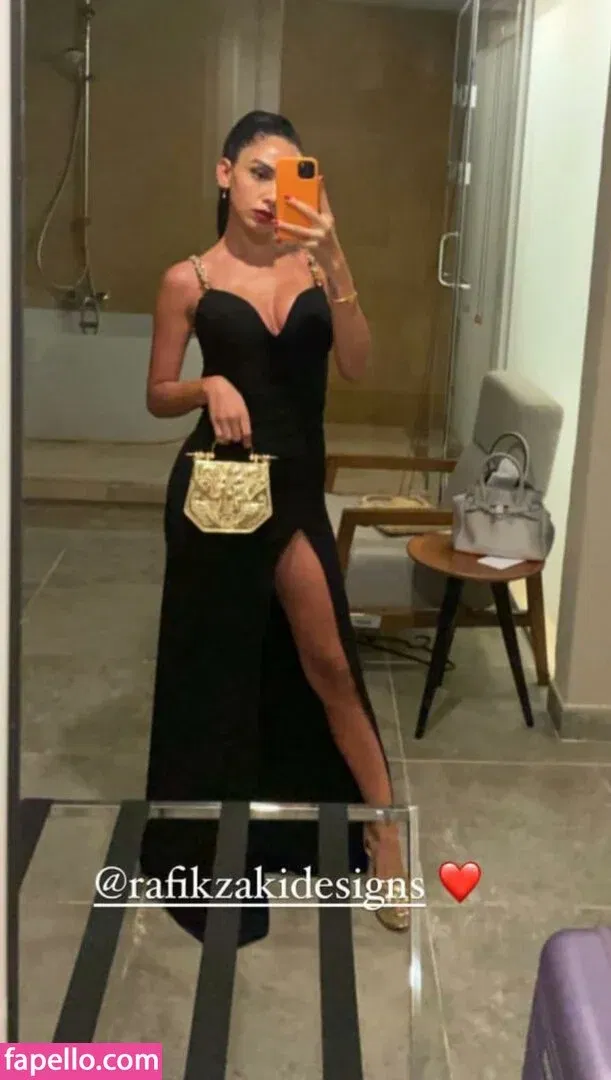 Salma Abu Deif Onlyfans Photo Gallery 