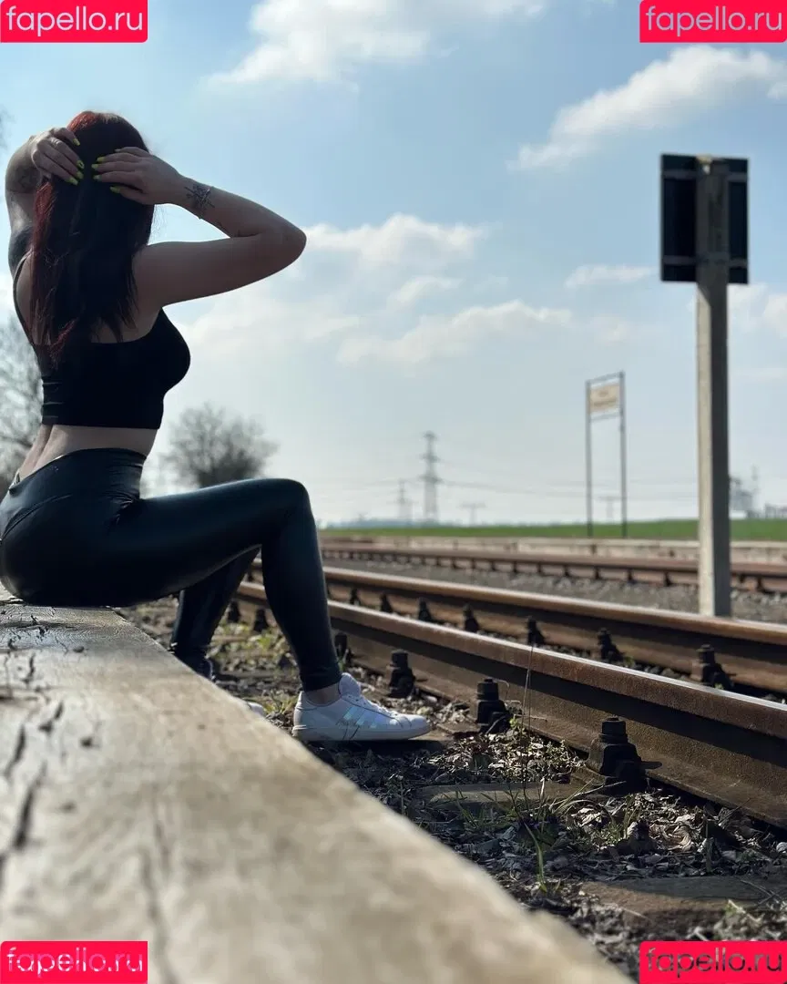 Nessi.rxh Onlyfans Photo Gallery 