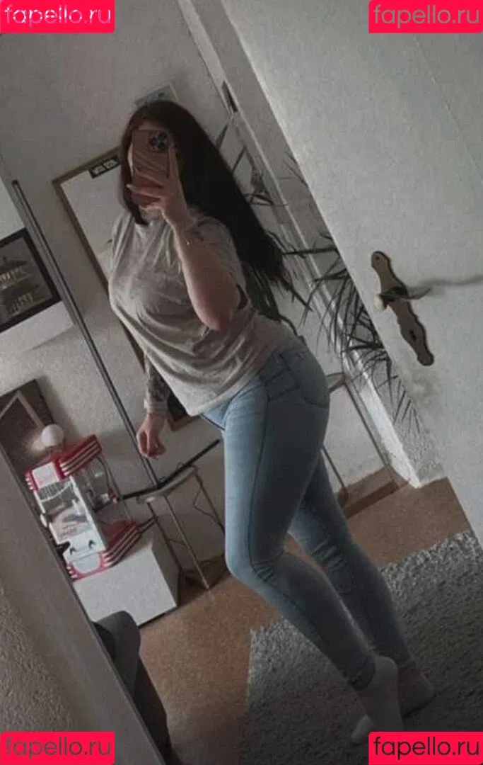 Nessi.rxh Onlyfans Photo Gallery 